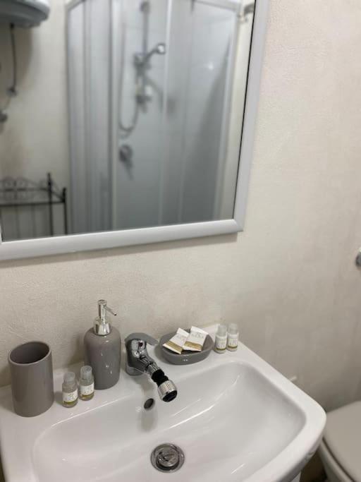 Вілла Casa Elena - Casa Vacanze Napoli Centro Екстер'єр фото