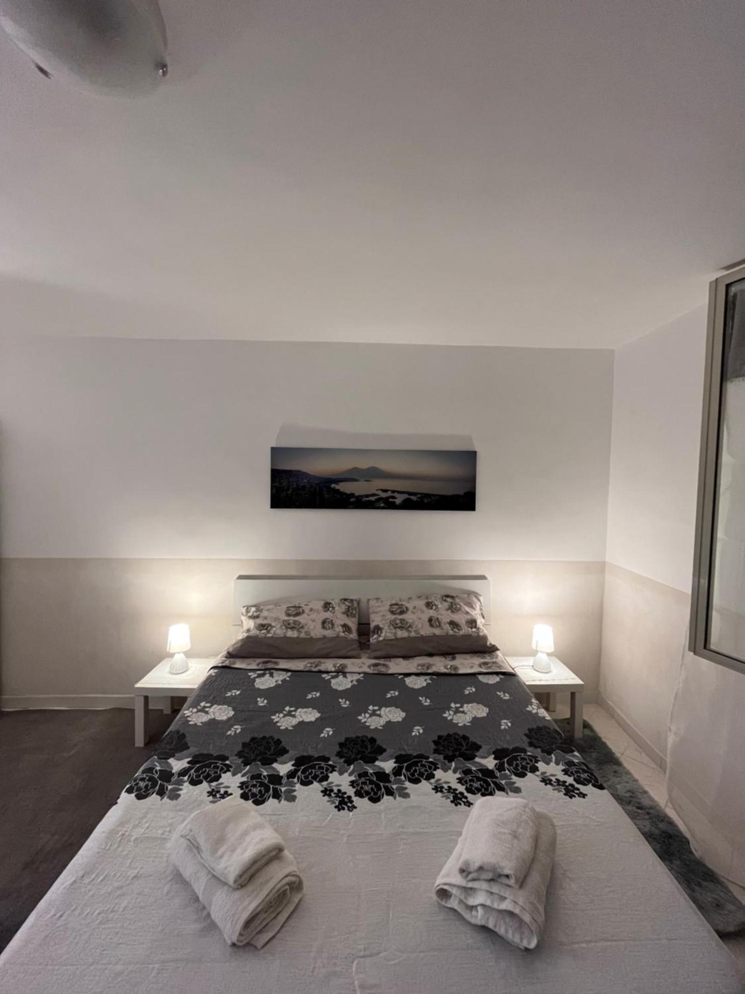 Вілла Casa Elena - Casa Vacanze Napoli Centro Екстер'єр фото