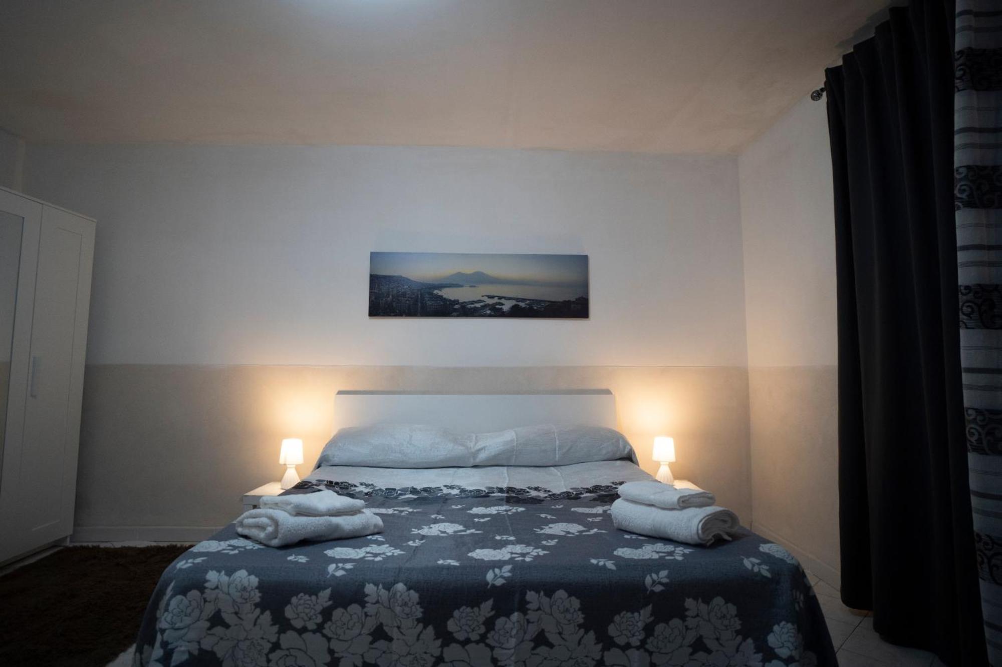 Вілла Casa Elena - Casa Vacanze Napoli Centro Екстер'єр фото